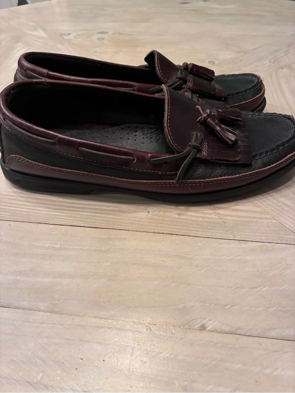 Sperry Men’s Burgundy and Black Tassel Slip-On Loafers